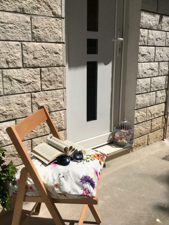 Studio Apartment Legcevic Kaštela Exterior foto